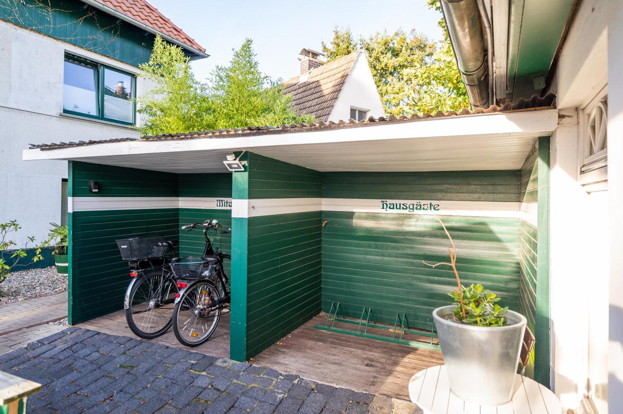 ホテル Oma'S Kueche & Quartier ビンツ エクステリア 写真